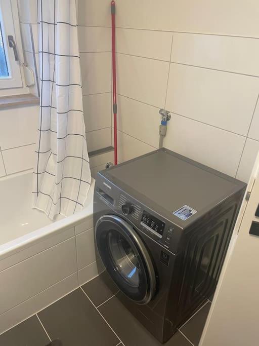 Ferienwohnung Outletcity Metzingen Metzingen  Exterior foto
